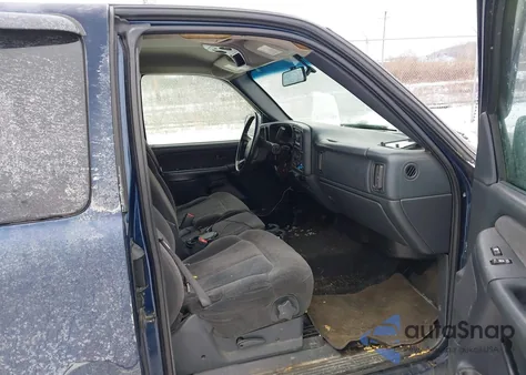 2002 Chevrolet Silverado 1500 Ls из США, поврежденный, VIN 1GCEC19T02E274143